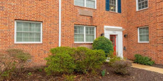1718 W ABINGDON Drive Gallery 2