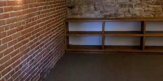 325 E Mulberry Street Gallery 9
