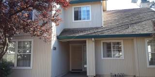 Nice 4 Bedroom Condo in North Davis Gallery 1