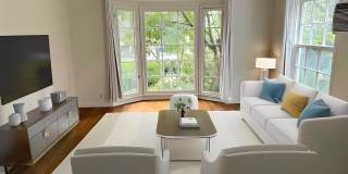 325 N PALM Dr unit: A Gallery 1