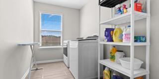 Beautiful 4 Bedroom 2.5 Baths Homes Gallery 34
