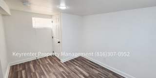 2 Bed 1 Bath rare to rent! Gallery 19