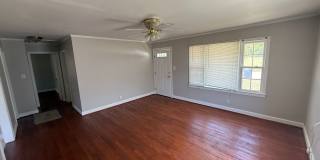 2 Bedroom House near Downtown Raleigh east of Oakwood Gallery 10