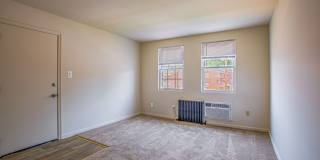 Oak Grove Gallery 22