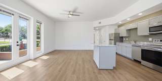 100 North Gallery 12