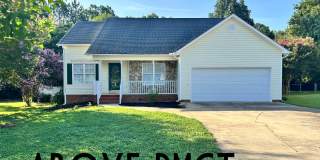 Beautifully renovated 3 bedroom home Gallery 1
