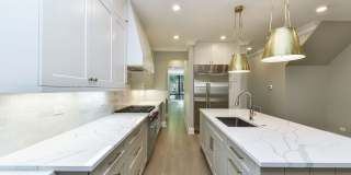 2135 N Lakewood Avenue Gallery 6