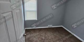 8442 Warwick St Gallery 12