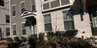2568 Morehead Street Gallery 3