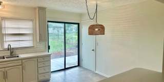 Updated Charming 3 bed 1-bath Gallery 17