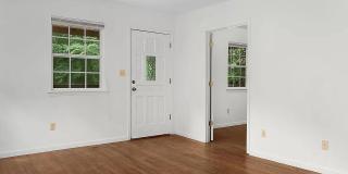 307 Ramona Street Gallery 10