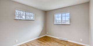 Recently Remodeled 4 bedroom, 2 bath Ranch Style Boulder House Gallery 1