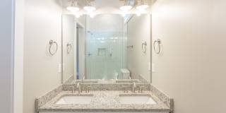 Remodeled 3 Bedroom Close to Downtown Gallery 11