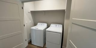 Gorgeous BRAND NEW Modern 2-bd/2-bath Condo in Redmond, OR! Gallery 21
