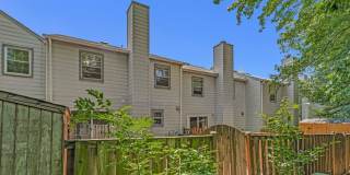 2852 YARN Court Gallery 41