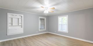 COMPLETE UPDATE! 4 bed, 2 bath, 1 car garage! Gallery 35