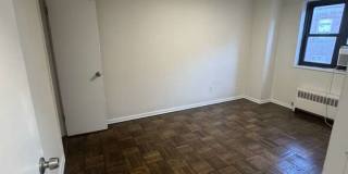 110 Washington Gallery 12