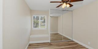 16540 Wagon Wheel Gallery 28