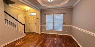 Exclusively Offered By Muse Realty Gallery 9