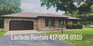 3 BEDROOM 2 BATHROOM HOUSE WITH 2 CAR GARAGE Gallery 1