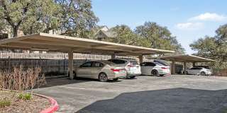 Charming 2BR Condo with Vaulted Ceilings, Fireplace & Pool Access Gallery 25