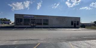 1436 US 31 W Bypass Gallery 1