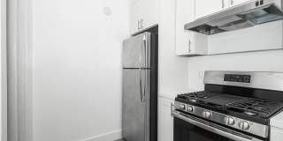 825 Pine Street Gallery 30