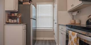 2 bedroom 2.5 bath home located in Fayetteville, AR Gallery 13