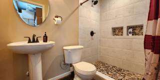 4 Level End-Unit TH with Garage! Gallery 5