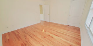 35 Woodrow Street Gallery 7
