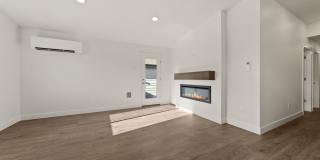 50% OFF!!! Modern 3 Bed/2 Bath Single-Level Home with Open Living - Redmond Gallery 6