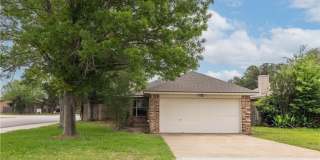 826 Azalea Court Gallery 1