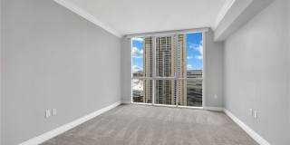 2777 Paradise Road Gallery 18