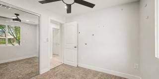 3701 E Ludlow Dr Gallery 38