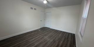 196 N BROADWAY Gallery 9