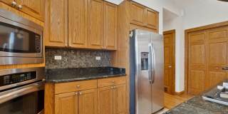 4544 N Western Avenue Gallery 12