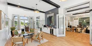 District West Gallery 18