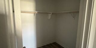 525 Arizona Street Gallery 15