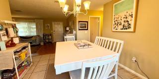 LAKE VIEW - NEVER FLOODED 4/3 Gallery 13