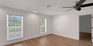 6341 NE 22nd Ave Gallery 17