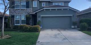 Model-Like Home in Folsom’s Premier Parkway Community Gallery 1