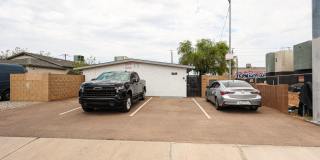 1736 West Sherman Street - B Gallery 24