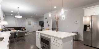 Modern New Luxury Apartment Fishtown Gallery 3