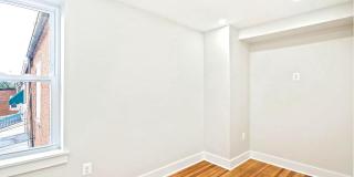 1327 W 42ND Street Gallery 25