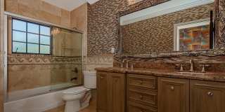 674 Ocean Blvd Gallery 30