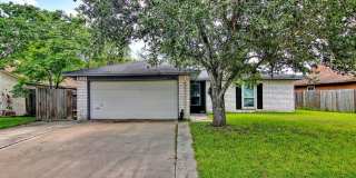 11401 Woodway Creek - 3/Bed 2/Bath - $1,695/month 11401 Woodway Creek - 3/Bed 2/Bath - $1,695/month Gallery 1