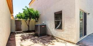 1538 E Laurel Avenue Gallery 29