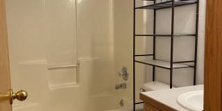 Spacious 4-Bedroom / 3-Bath Single Family Home in Windsor! Gallery 28