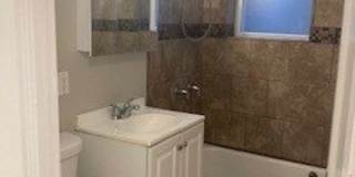 1650 N RICHMOND Street Gallery 9