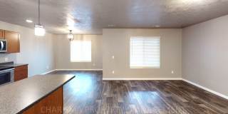 SPACIOUS 3 BEDROOM TOWNHOME!! SPACIOUS 3 BEDROOM TOWNHOME!! Gallery 6